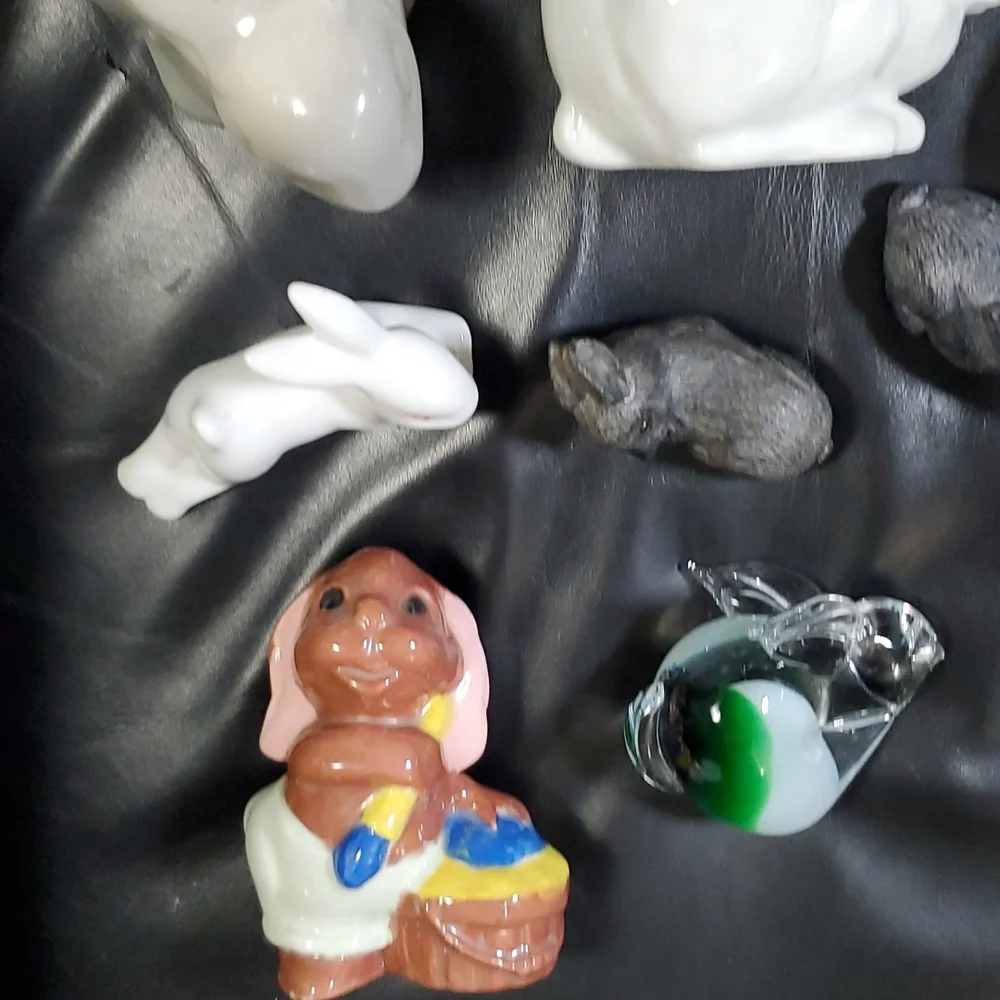 10 Assorted Bunny Cuiro Rabbits - Picture 2 of 9